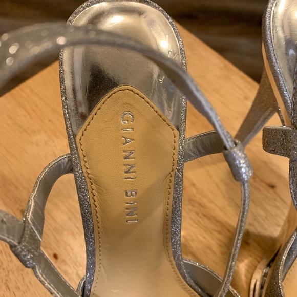 GIANNI BINI | Silver Platform Heels - Picture 13 of 15